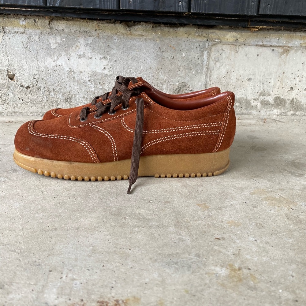 levis platform sneakers